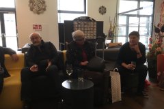 undernierverreavantledpartdelhtel